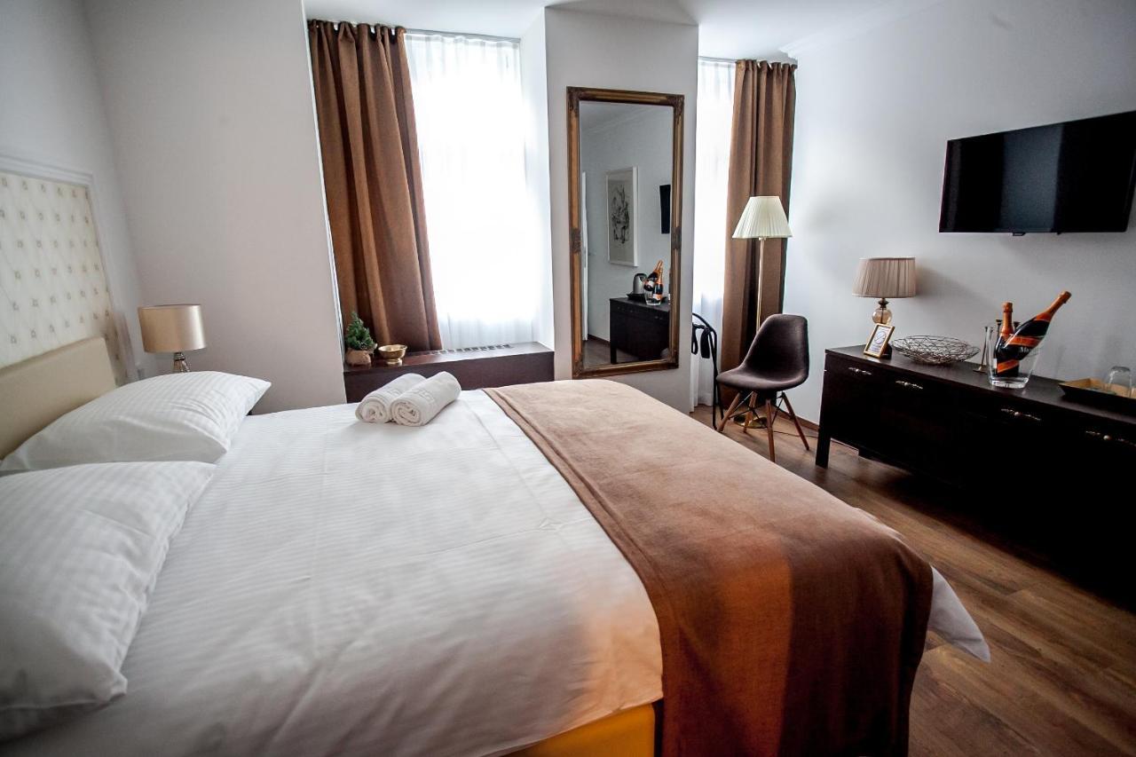 Flex Selfcheckins - Zagreb - Hostel - 8 Rooms - City Centre 외부 사진