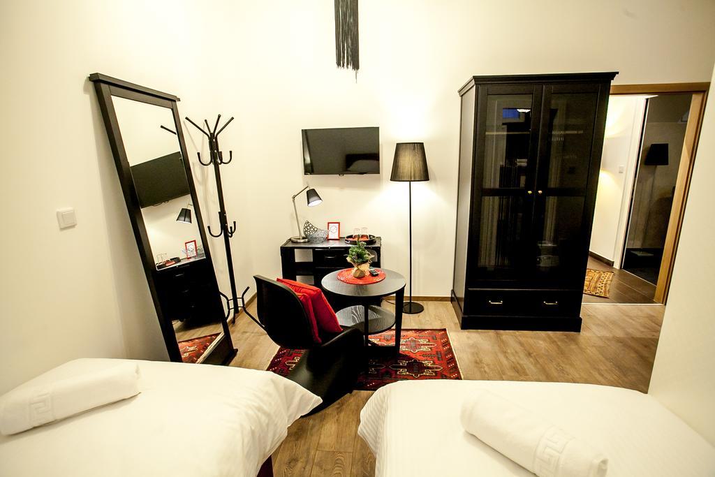 Flex Selfcheckins - Zagreb - Hostel - 8 Rooms - City Centre 외부 사진