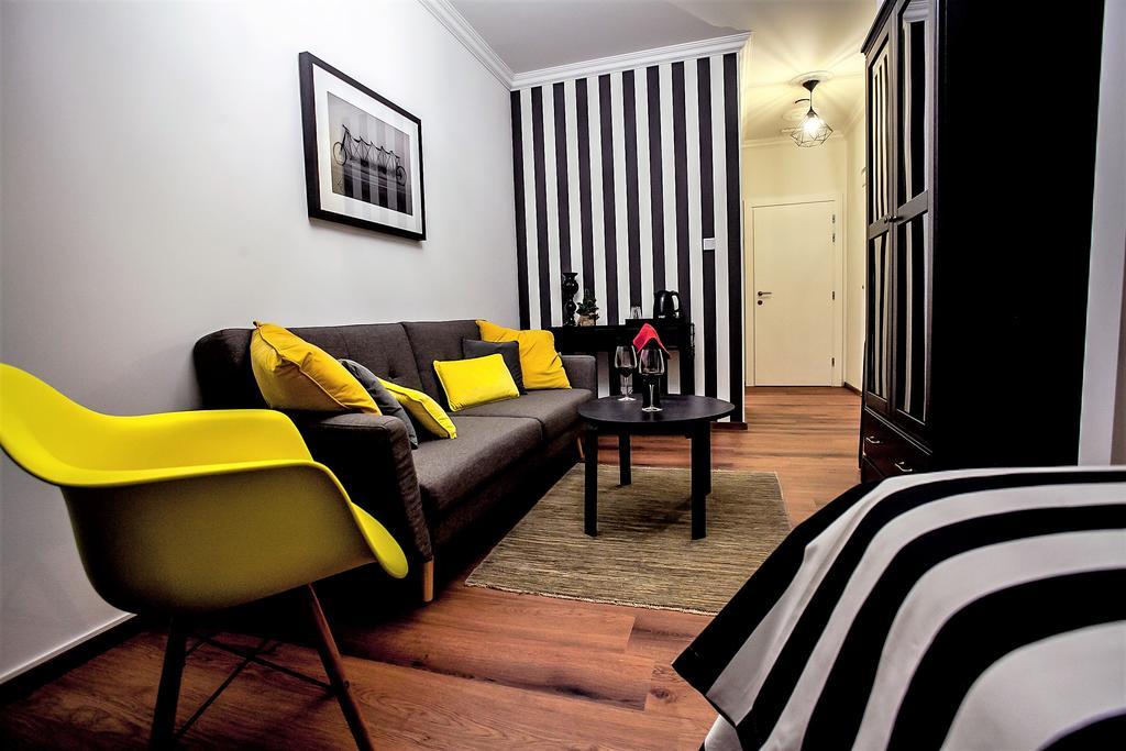 Flex Selfcheckins - Zagreb - Hostel - 8 Rooms - City Centre 외부 사진